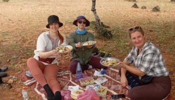 Moroccan picnic lunch during 7 day horse riding tour Morocco